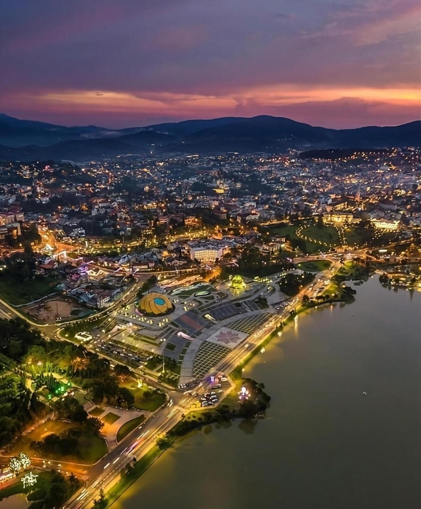 Sky House Hotel Da Lat City Zewnętrze zdjęcie